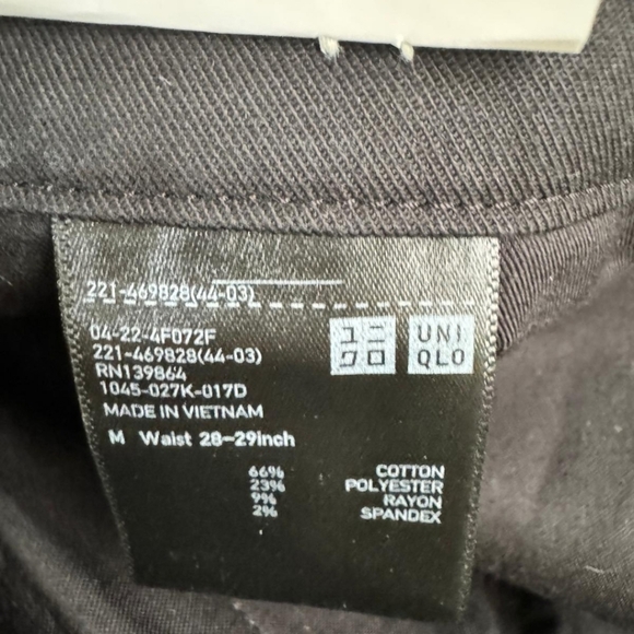 Uniqlo women Wide Chino Pant - Picture 9 of 9